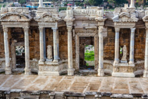 Ancient-City-of-Hierapolis-Turkey-M