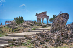 Ruins-Of-The-Ancient-City-Of-Pergamum-The-Altar-Of-Zeus-Greece-M